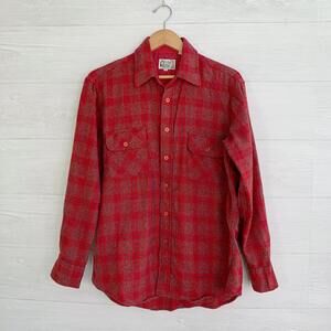 Vintage Penfield Trailwear - Red plaid wool button down shirt, L